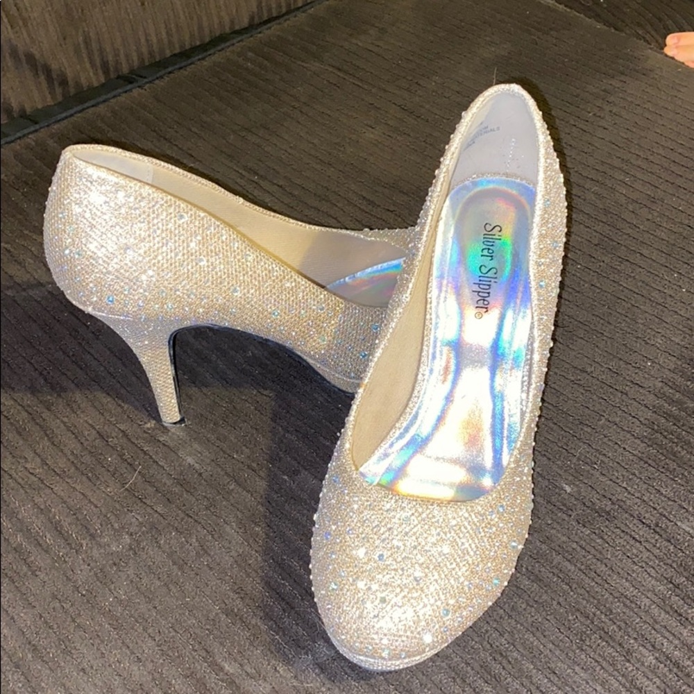 Formal heels